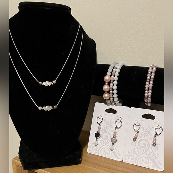 Jewelry - Mommy and Me 3pc Matching Jewelry Set